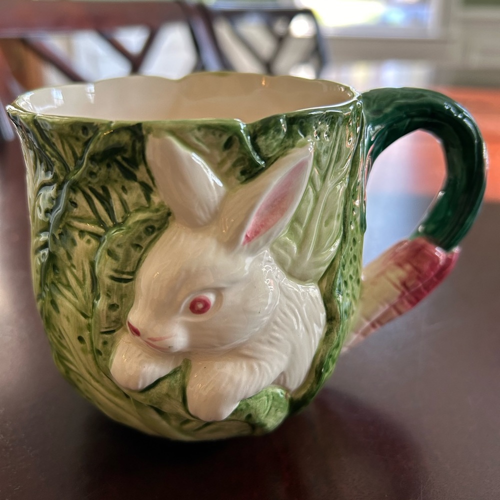 Vintage Bunny Lane Strata Group Coffee Tea Mug Hand Painted Rabbit Veggies